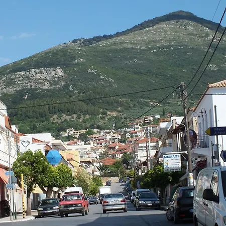 Apartment Geo Kyparissia